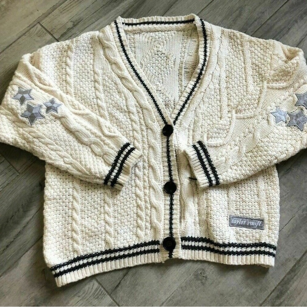 OG Cardigan for folklore serie 1